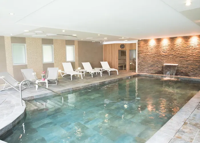 Chateau Belmont Tours By The Crest Collection